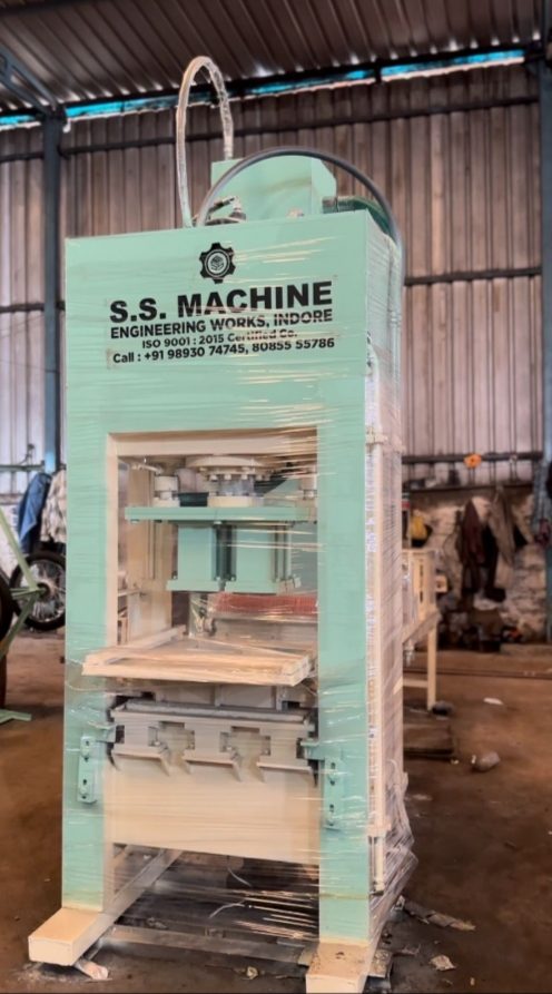 BRICKS SEMI AUTOMATIC FLY ASH BRICKS MACHINE